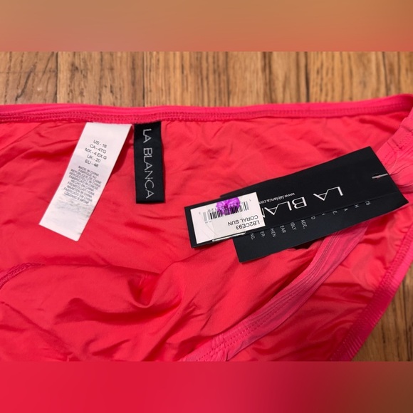 La Blanca Scoop Front Hipster Swimsuit Bottom in Coral Sun - Picture 4 of 5